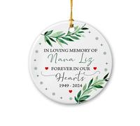 Décoration de Noël commémorative personnalisée avec nom et années - Ornement en céramique en mémoire d'amour - Forever in Our Hearts - Memorial personnalisé pour la perte d'un être cher - Cadeau de