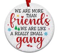 Décoration De Noël en Céramique Somos Más De Lo Que Somos Como Una Pandilla Muy Pequeña Décoration en Céramique Festive Et Cadeau Souvenirs De Noë pour Papa Maman Pendaison De Crémaillère 7.3CM