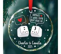Décoration de Noël en verre Happiness is When You're Right Beside Me 2025, décoration de Noël personnalisée pour couple avec noms/année personnalisés, cadeau de Noël amusant pour couple en ligne