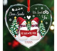 Décoration de Noël personnalisée en forme de cœur en verre avec motif bonhomme de neige « Dear Santa We Said Yes », cadeau pour les couples nouvellement fiancés, décorations de Noël Mr. & Mrs