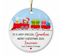 Décoration de Noël personnalisée en forme de lion pour petit-fils, décoration en céramique très spéciale, cadeau souvenir de train de Noël rouge pour petit-fils de la part des grands-parents, noms