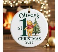 Décoration de Noël personnalisée pour bébé 2025 - Ornement personnalisé en céramique de 7,6 cm avec nom et texte - Cadeau pour décorations de sapin de Noël, cadeau de naissance, cadeau de nouveaux