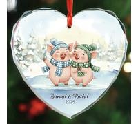 Décoration de sapin de Noël personnalisée pour couple de cochons, petit ami, petite amie, nom de couple personnalisé et année 2025, souvenir de nouveaux fiançailles