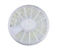 Décoration d'ongles avec perles blanches et strass - Roue élégante et créative