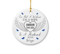Décorations de Noël en céramique « I'm Not A Window I'm A Wife to A Husband with Wings » - Décoration de Noël commémorative personnalisée pour mari - Cadeau de la part d'une femme - Décoration de