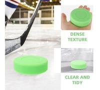 DECORNIJIA Lot de 2 Palets de Hockey sur Glace en PVC Mat Dureté Réglable Couleur Vert Herbe Palets Ronds pour Entraînement et Compétition Matériel Sport Extérieur et Glace Accessoire