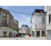 Découvrez le patrimoine de Cognac lors d une visite privée au départ de Bordeaux