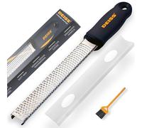 Deiss PRO Zesteur d'Agrumes & Râpe à Fromage Manuelle - Parmesan, Citron, Gingembre, Ail, Noix de Muscade, Chocolat - Lame Tranchante en Acier Inoxydable - Nettoyable au lave-vaisselle