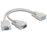 Delock 67160 VGA Adaptateur [1x SUB-D femelle 9 pôles - 2x SUB-D mâle 9 pôles] beige 0.30 m
