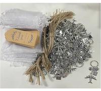 DELORIGIN Lot de 82 porte-clés de voyage, aventure, avion, fête, avec sachets en organza, cartes de remerciement et chapeau en corde de jute comme cadeau d'invités