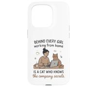 Derrière Chaque Fille WFH est Un Chat connaissant Les Secrets Coque pour iPhone 15 Pro