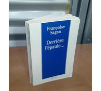Derrière l'épaule...
