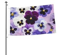 Des pensées violettes et blanches sont disposées sur des drapeaux de 90 cm x 60 cm avec œillets, montés sur des mâts de drapeau de jardin personnalisés.