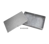 Design sophistiqué dans un boîtier en aluminium spécialement conçu pour s'adapter à diverses guitares et leurs pédales d'effet en toute sécurité (1590DD188 x 120 x 37 mm)