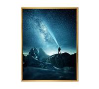 DesignQ Impression sur toile encadrée moderne « A Man Shining A Light In The Night Sky »