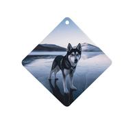 Désodorisant pour voiture Husky Dog on A Frozen Lake - À suspendre - Longue durée - Pour voiture, aromathérapie - Cartes parfumées en losange pour véhicules, chambre à coucher, armoire - Style noir