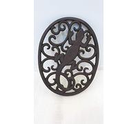 DESSOUS DE PLAT SALAMANDRE OU LEZARD EN FONTE