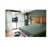 LINDER - Jeté de lit Aspect Naturel et froissé comme du Gaze de Coton pour Un Look Frais et Doux - Coloris Vert Litchen - 100% Polyester - Dimensions 250x260cm - Collection Sirocco