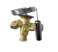 Détendeur thermostatique TE2 068Z3348, Compatible avec Danfoss R134A/R513A | TE2 à équilibrage externe, entrée flare 3/8 po, sortie flare 1/2 po, corps laiton, capillaire 1500 mm
