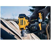 Dewalt DCN45RNN Cloueur XR 18V sans brosse de couvreur (boîtier uniquement)