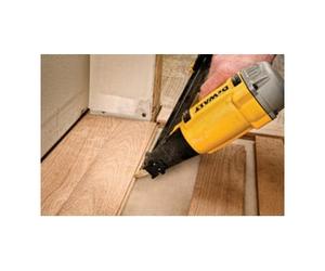 DEWALT DEWALT, cloueuse à tête de refoulement à air comprimé DNBDA 64mm Quantité:1