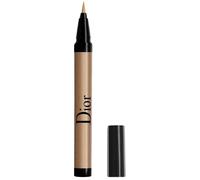 Dior Eye-liner Show On Stage 551