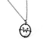 DIPPCO Collier Pendentif joaillerie Mercredi Addams Lettres W Collier Morticia Gothique Évider Pendentif Bijoux Cadeaux d’Anniversaire de Noël