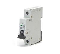 Disjoncteur automatique miniature 1P 25A courbe C gris pour protection des circuits électriques et prévention des surcharges.