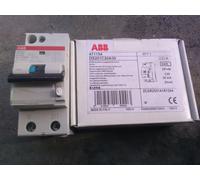 disjoncteur différentiel 30ma type A courbe C 20 amp ABB DS201C20A30 ( green up