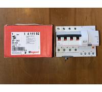 Legrand Disjoncteur différentiel DX3 63 A Courbe C 30 mA 4P Type AC – Vis/Vis