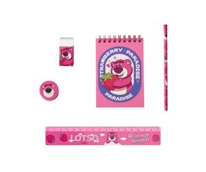 Disney Toy Story Lotso Coffret de Papeterie, Comprenant Une Règle, Un Crayon, Une Gomme, Un Taille-Crayon et Un Carnet, Coffret Cadeau pour Filles