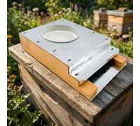 Distributeur d'eau en bois naturel avec bouchon en métal pour la santé des colonies - Eau apiaire pour les abeilles 17 x 11,5 cm