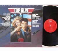 div. Künstler - TOP GUN / ORIGINAL MOTION PICTURE SOUNDTRACK / UP THERE WITH THE BEST OF THE BEST / Filmmusik / Bildhülle mit ORIGINAL Text-Innenhülle / CBS # CBS 70296 / Holländische Pressung / 12" Vinyl Langspiel Schallplatte