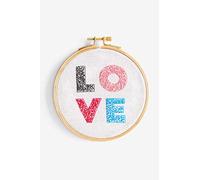 DMC - Kit Broderie Traditionnelle - Love | Contient la toile imprimée, l'aiguille, le tambour, le fil nécessaire | Niveau intermédiaire