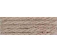 DMC - Laine Colbert | Idéal pour les canevas - Donne douceur et texture | 100% laine - Échevette de 8 m, 4 brins - 390 coloris