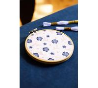 DMC - Petites fleurs bleues par Jenni Davis Kit broderie intermédiaire