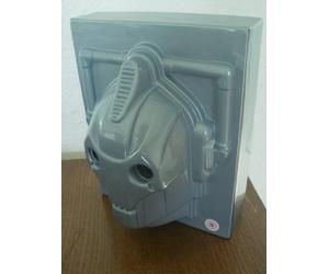 Doctor Who: Complete BBC Series 2-Limited Edition 'Cyberman Head' Box Set with Lenticular Postcard (Exclusive to Amazon.co.UK) [2005] [DVD] [Import]