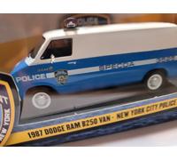 Dodge RAM B250 Van Nypd Police 1987 Bleu Blanc Modèle 1:43 Greenlight