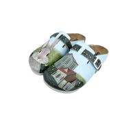 DOGO Femme Cuir Vegan Vert Chaussons - Going on an Adventure Motif