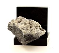 Dolomie (Ou Dolomite) Et Calcite. 808.4 Ct. Anduze, Gard, France.