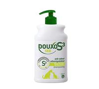 DOUXO S3 SEB Shampooing Anti-Odeur et séborégulateur, pour Chiens et Chats avec des pellicules, Poils Gras et Mauvaises odeurs pour Chiens et Chats, 500ml