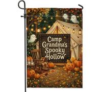 Drapeau de jardin avec citation d'Halloween Grandma Camping Jack-o'-Lantern | Feuillage d'automne, drapeau de pelouse, tente de camping, guirlande lumineuse suspendue, panneau en bois rustique