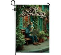 Drapeau de jardin fantaisie « No Soliciting », cochon vert amical lisant un journal, décoration d'intérieur, bannière saisonnière double face pour décoration extérieure, panneau de pelouse amusant