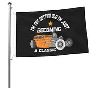 Drapeau De La Fierté Je Ne Vieillis Pas, Je Deviens Simplement Un Classique. Amusant Bannière De Cour Uv Fade Résistant Drapeau De Bienvenue Pour D'Intérieur Patio Ferme 3X5 Ft