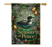 Drapeau de maison de Noël en vitrail avec citation Peaceful Loon 71 x 101 | Style vitrail, drapeau de pelouse, houx et baies, cloches dorées, fond flocon de neige, thème nature hivernale