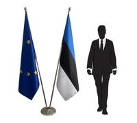 Drapeau Estonie et Union Européenne avec pied et mâts - symbole protocolaire pour représentations diplomatiques, ambassades. Pied Ø 360mm, inox finition argentée, hampe pointe ronde. Code CN3-EU-EE