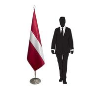Drapeau Lettonie avec pied et mât en inox - drapeau impression recto-verso pour ambassades, universités, écoles, bureaux. Pied Ø 360mm, inox finition argentée, hampe pointe lance. Code CN2-LV-L
