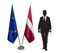 Drapeau Lettonie et Union Européenne avec pied et mâts en inox - ensemble protocolaire pour bureaux. Pied Ø 360mm, inox finition argentée, hampes pointe lance. Code CN3-EU-LV-L