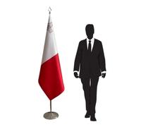 Drapeau national Malte avec pied et mât en acier inoxydable - ensemble officiel pour représentations diplomatiques et bureaux. Pied Ø 360mm, inox finition argentée, hampe pointe lance. Code CN2-MT-L