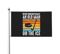 Drapeau « Ne sous-estimez jamais un vieil homme sur la glace » 90 x 150 cm, polyester, extérieur, bannière de bienvenue pour école, 2 œillets en laiton